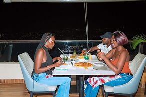 The Hut Restaurant & Boutique hotel