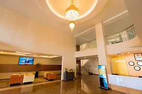 The Hut Restaurant & Boutique hotel