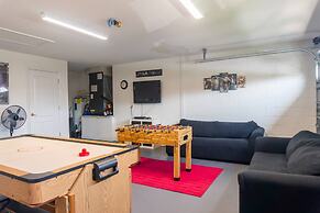 610 West Stonebridge