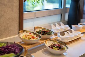 Nostalgia S Hotel - Beijing Fangshan Uni