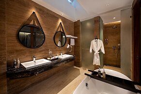 Mokko Suites Batubelig