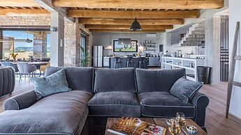 Casale the Place 6 4 Emma Villas