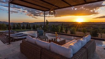 Casale the Place 6 4 Emma Villas