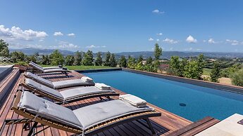 Casale the Place 6 4 Emma Villas