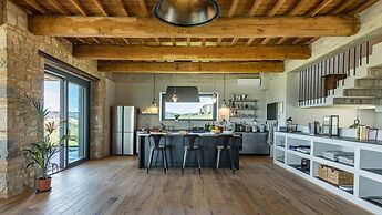 Casale the Place 6 4 Emma Villas