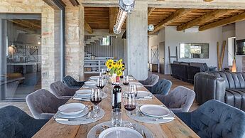 Casale the Place 6 4 Emma Villas