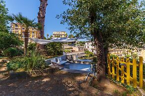 Quite Shelter in Naples