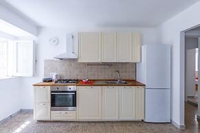 Quite Shelter in Naples