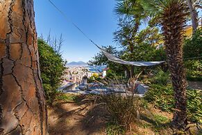 Quite Shelter in Naples