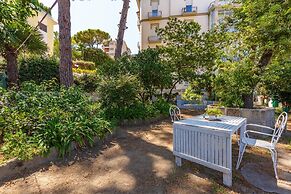 Quite Shelter in Naples