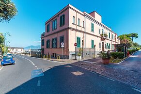 Lovely Frame in Naples