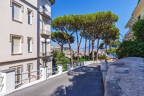 Lovely Frame in Naples