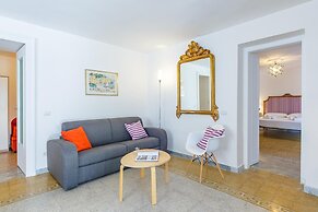 Lovely Frame in Naples