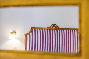 Lovely Frame in Naples