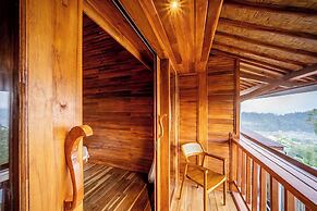 The Dewi Eco Bamboo Villa