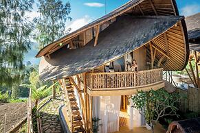 The Dewi Eco Bamboo Villa