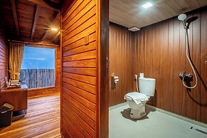 The Dewi Eco Bamboo Villa