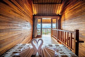 The Dewi Eco Bamboo Villa