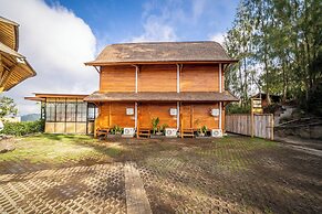 The Dewi Eco Bamboo Villa