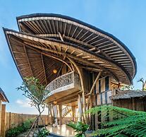 The Dewi Eco Bamboo Villa
