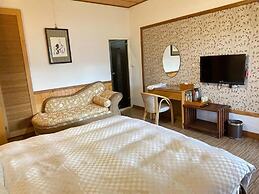 CingJing Dragon Manor Resort