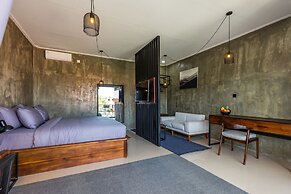 Modern Industrial Apartment-Umalas