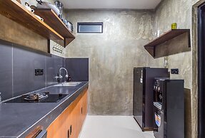 Modern Industrial Apartment-Umalas