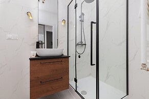 Przemyska Apartment Gdańsk by Renters