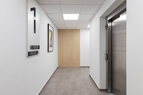 Przemyska Apartment Gdańsk by Renters