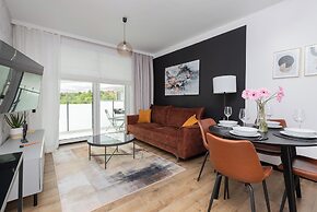 Przemyska Apartment Gdańsk by Renters