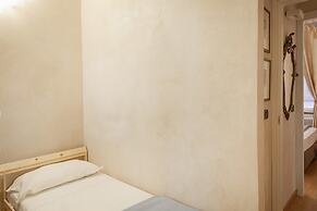 A Lovely Nest in the City by Wonderful Italy