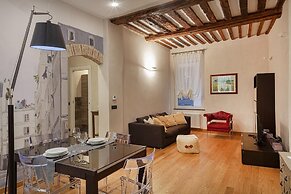 A Lovely Nest in the City by Wonderful Italy