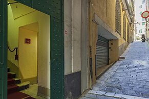 A Lovely Nest in the City by Wonderful Italy