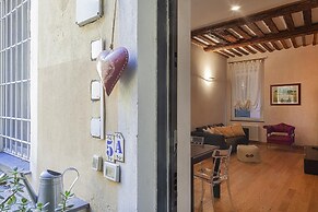 A Lovely Nest in the City by Wonderful Italy