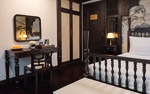 Venus Halong Cruises