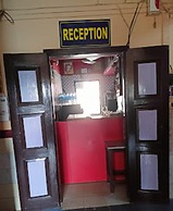 Goroomgo Central Guest House Agartala