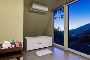 Treat Aranya Resort