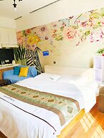 ManGo Holiday Internation Apartment