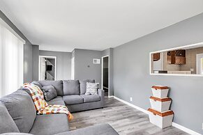 Cozy Retreat In Cincinnati 3 Bedroom Home by RedAwning