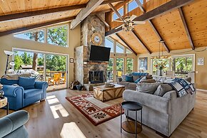 Water's Edge - Gorgeous Water Views! by Yosemite Region Resorts