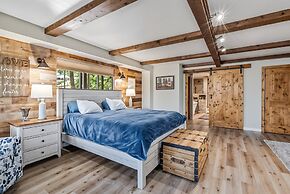 Water's Edge - Gorgeous Water Views! by Yosemite Region Resorts