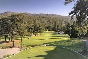 Water's Edge - Gorgeous Water Views! by Yosemite Region Resorts