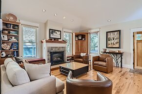 The French St Retreat 4 Bedroom Home by RedAwning