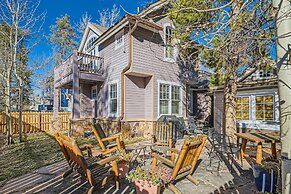 The French St Retreat 4 Bedroom Home by RedAwning