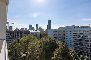 Al. Solidarnosci 92/95