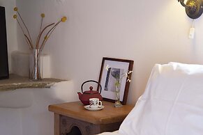 Under the Linden Tree Tinos