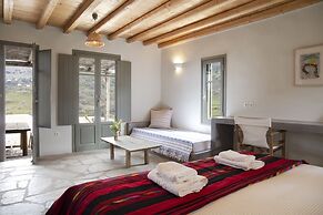 Under the Linden Tree Tinos