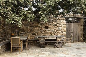 Under the Linden Tree Tinos