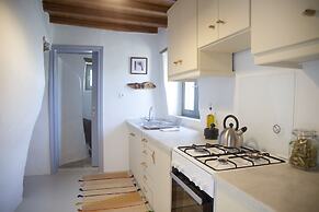 Under the Linden Tree Tinos