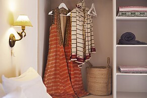 Under the Linden Tree Tinos